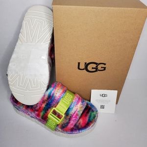 🆕️UGG Fluffita Pixelate Slide, Size 8.